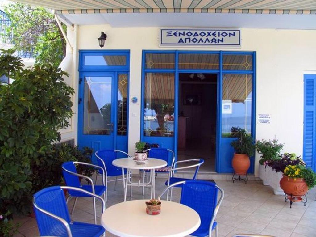 Apollon Hotel Tirós Екстериор снимка